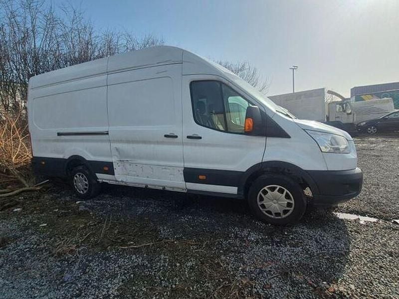 Gebraucht Ford Transit Trend 180 PS (132 kW) 2018 Frostweiß Limousine