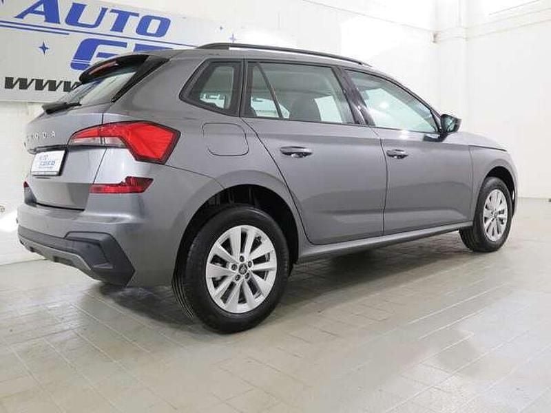 Gebraucht Skoda Kamiq Selection 95 PS (69 kW) 2025 Graphitegrau metallic SUV