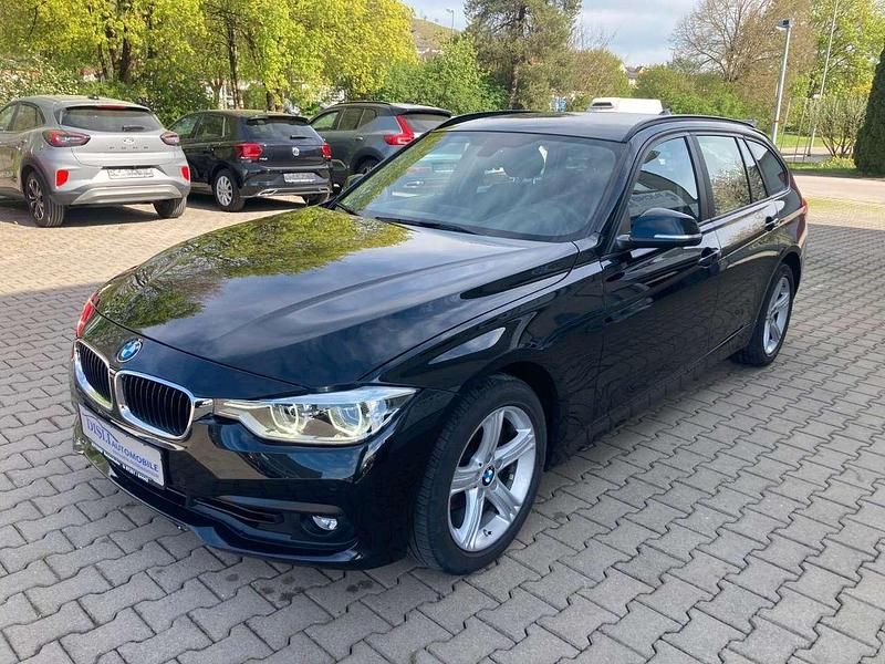 Second-hand BMW 320 Advantage 184 CP (135 kW) 2018 Negru Break