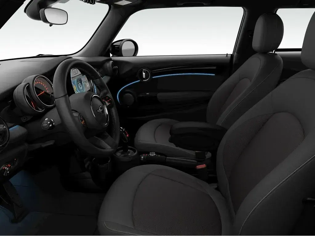 Gebraucht Mini Cooper Classic 136 PS (100 kW) 2023 Blau Kleinwagen