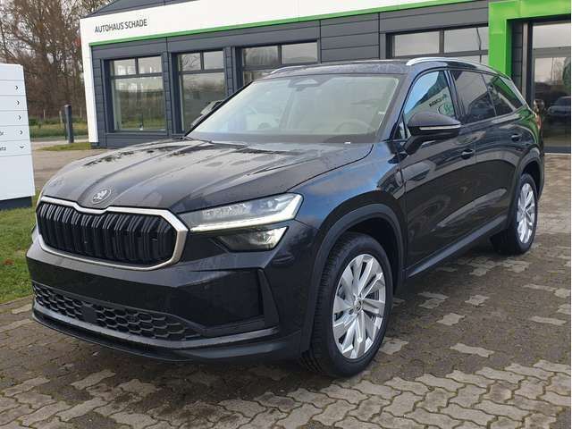 Schwarz magic perleffekt Neu 2024 Skoda Kodiaq Selection SUV | 44.900 € (Etwas zu teuer) - Bild 1/4