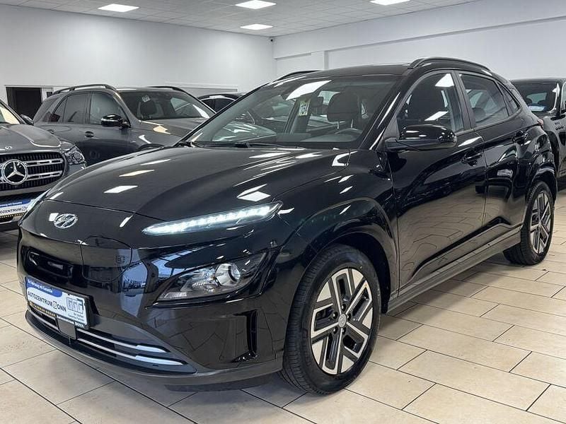 Schwarz Gebraucht 2022 Hyundai Kona Select SUV | 19.200 € (Guter Preis) - Bild 1/4
