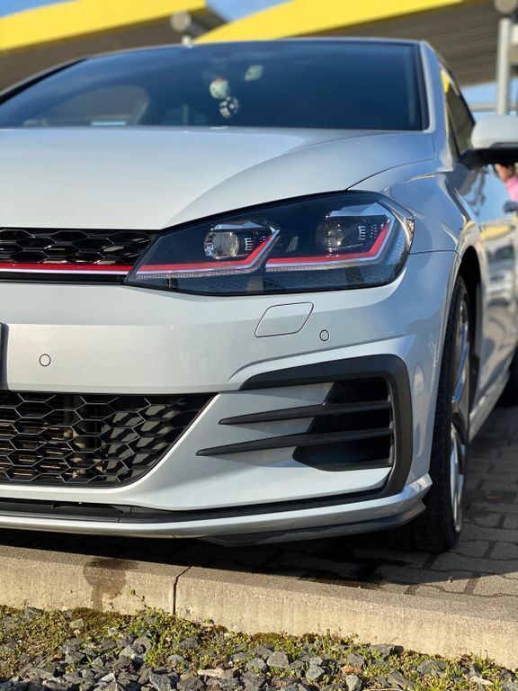 Silber Gebraucht 2017 VW Golf VII GTI Limousine | 22.599 € (Teuer) - Bild 1/4