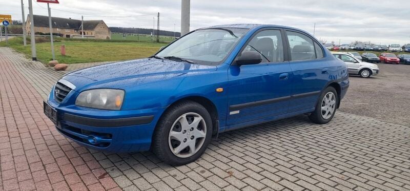 Blau Gebraucht 2004 Hyundai Elantra Edition+ Limousine | 900 € - Bild 1/4
