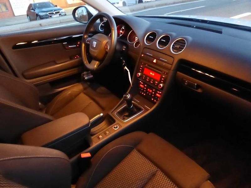 Gebraucht Seat Exeo Sport 143 PS (105 kW) 2011 Weiß Limousine