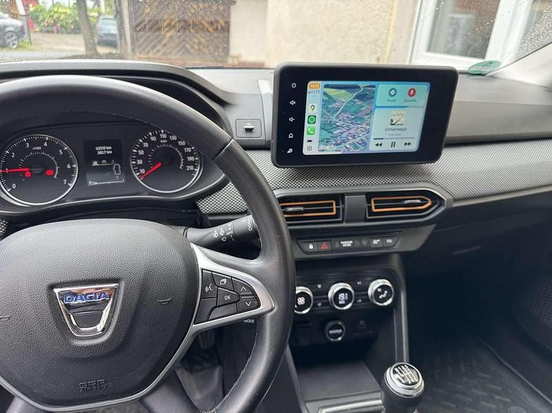 Gebraucht 2022 Dacia Sandero Essentiel Kleinwagen | 12.800 € (Fairer Preis) - Bild 1/4