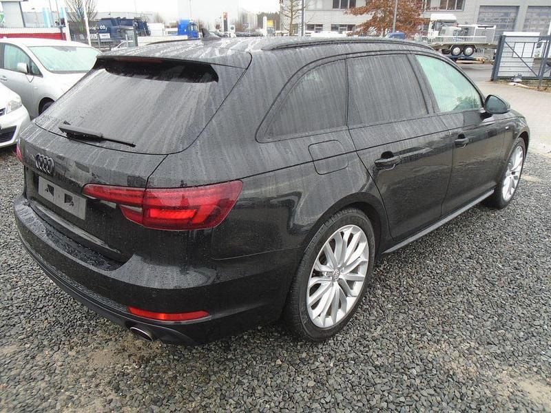 Gebraucht Audi A4 S-Line 170 PS (125 kW) 2018 Schwarz Kombi
