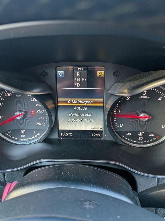 Gebraucht Mercedes GLC250 204 PS (150 kW) 2016 SUV