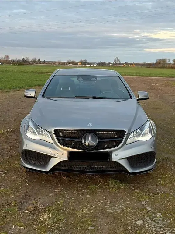 Gebraucht Mercedes E400 AMG 333 PS (244 kW) 2013 Grau