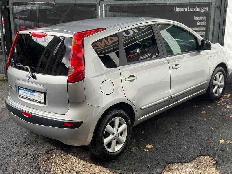 Second-hand Nissan Note Acenta 110 CP (80 kW) 2006 Argintiu Hatchback