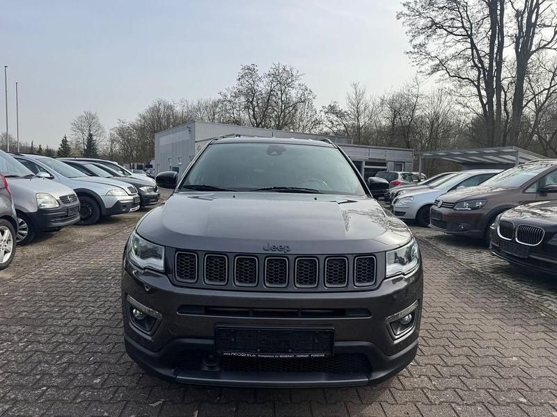 Gebraucht Jeep Compass 179 PS (131 kW) 2020 Grau SUV