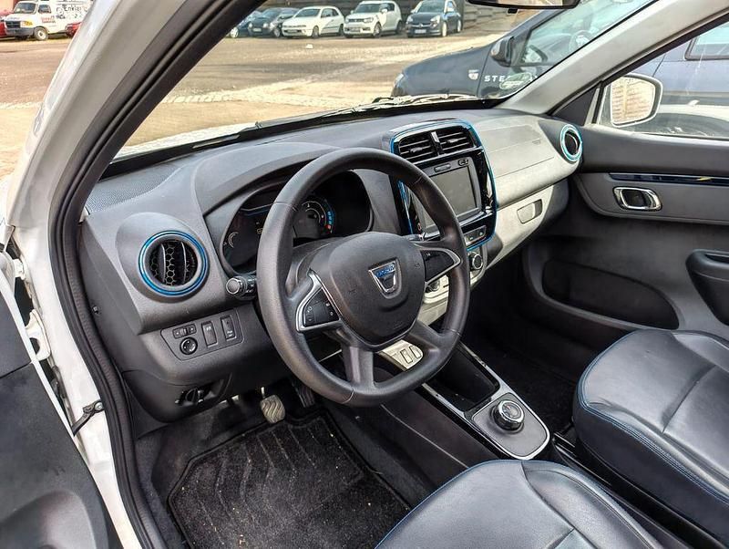 Gebraucht Dacia Spring Comfort 33 kW (45 PS) 2021 Weiß Kleinwagen