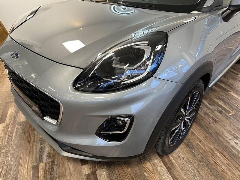 Używany Ford Puma Titanium 155 KM (114 kW) 2022 Srebrny SUV