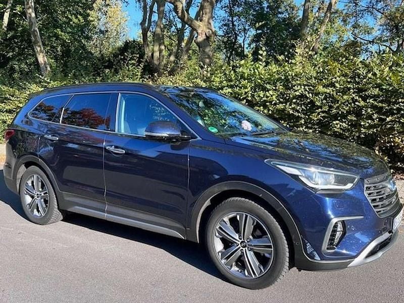 Gebraucht Hyundai Grand Santa Fe Premium 200 PS (147 kW) 2018 Blau SUV