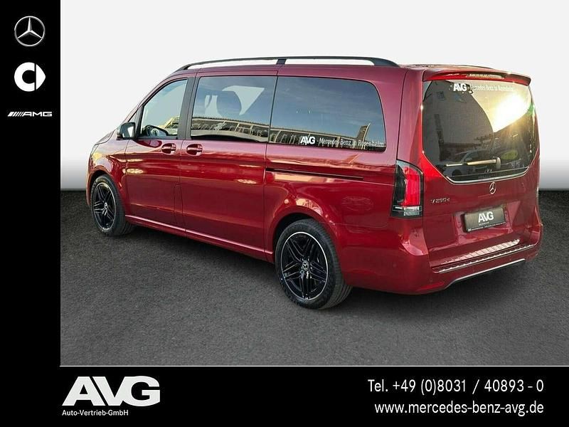 Usata Mercedes E250 Style 190 CV (139 kW) 2025 Rosso Station wagon