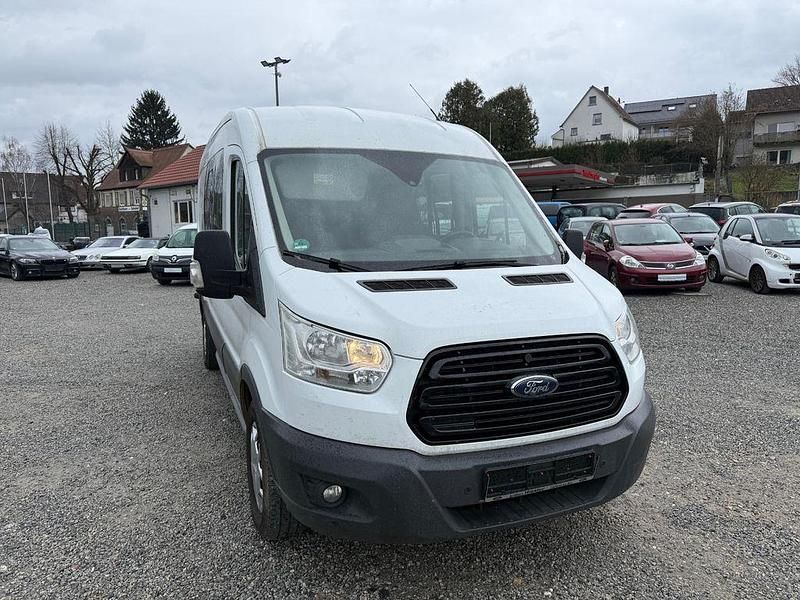 Gebraucht Ford Transit Trend 131 PS (96 kW) 2019 Weiß Limousine