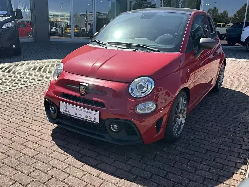 Second-hand Abarth 695 179 CP (131 kW) 2023 Roșu Hatchback
