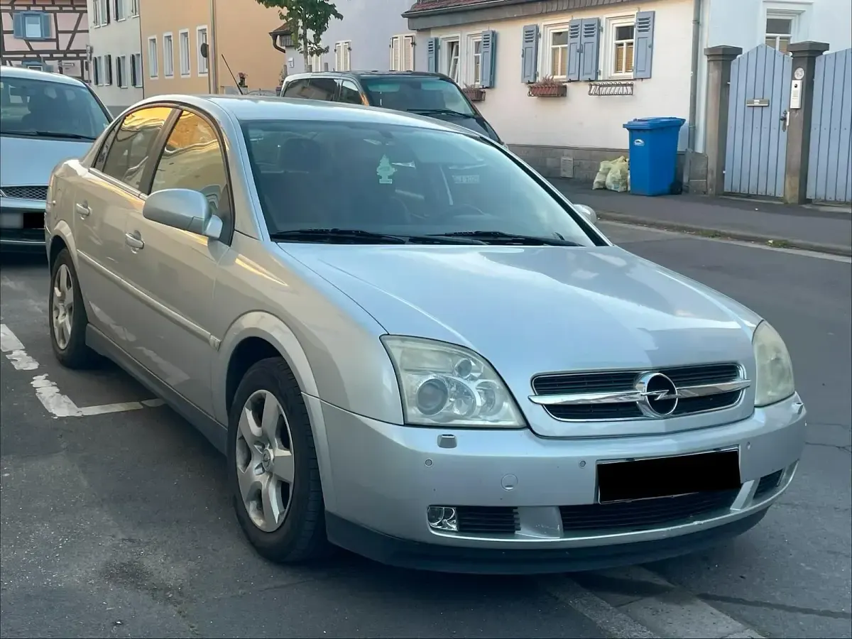 Gebraucht Opel Vectra 147 PS (108 kW) 2004 Silber Limousine
