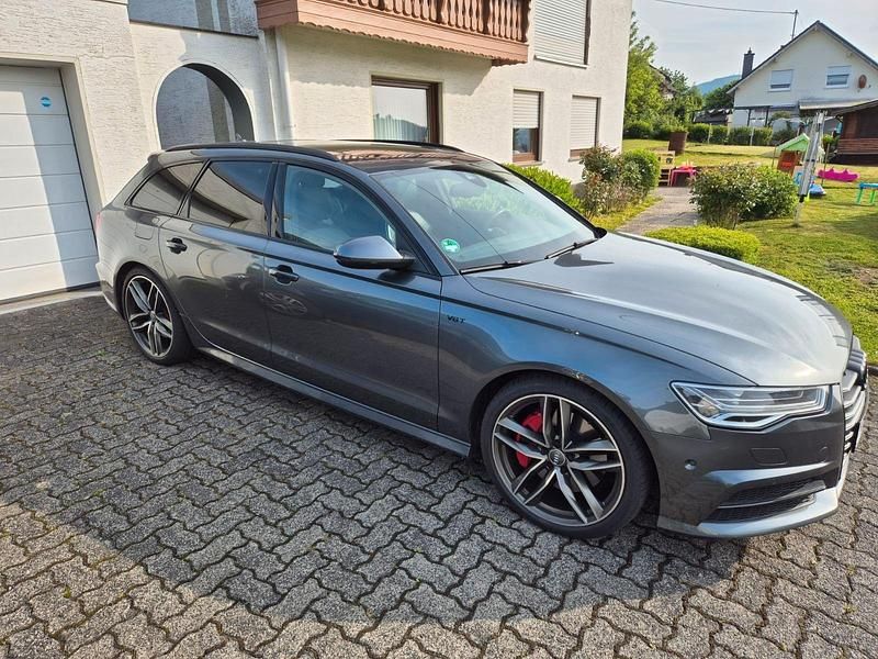 Grau Gebraucht 2016 Audi A6 Ambiente Kombi | 21.000 € (Guter Preis) - Bild 1/4