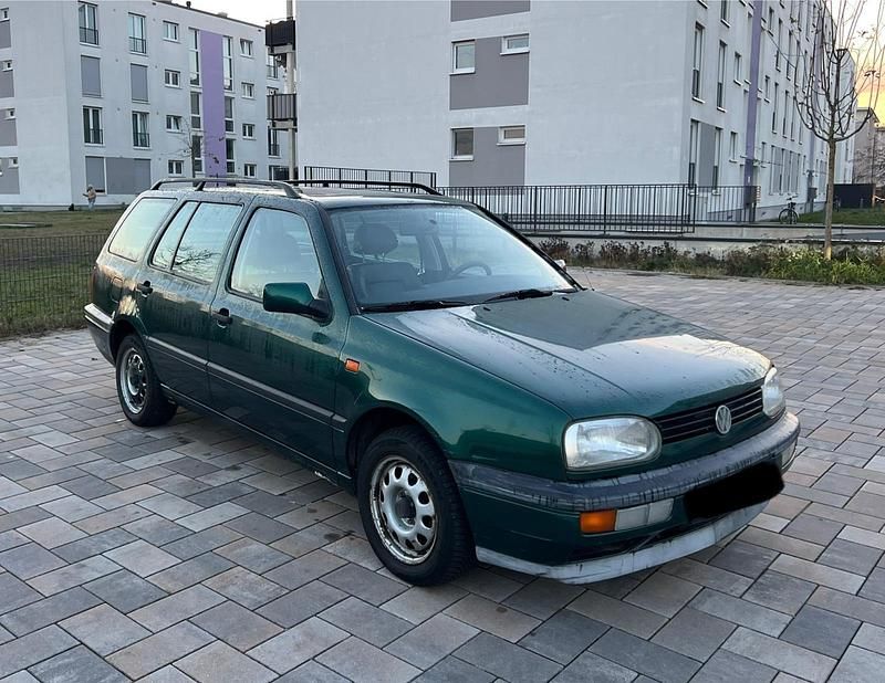 Grün Gebraucht 1994 VW Golf III Kombi | 3.300 € - Bild 1/4