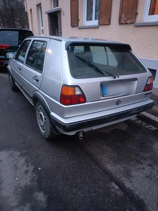 Gebraucht VW Golf II 70 PS (51 kW) 1987 Silber Kleinwagen