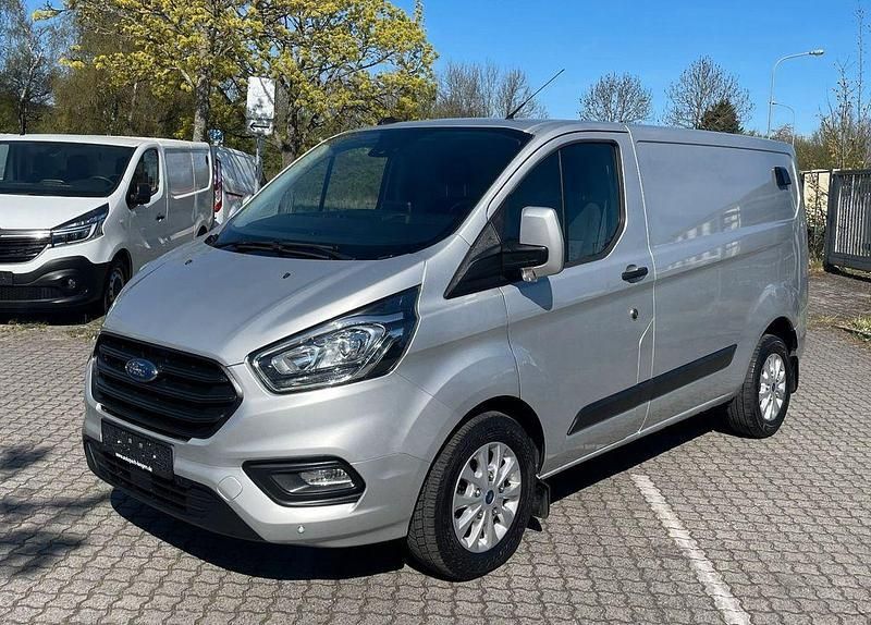 Gebraucht Ford Transit Custom 170 PS (125 kW) 2022 Silber Van / Kleinbus