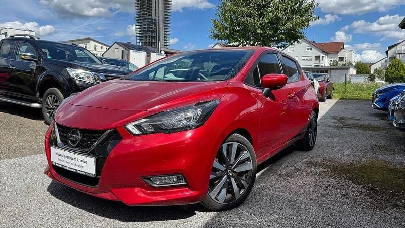 Gebraucht Nissan Micra Tekna 92 PS (67 kW) 2022 Rot Kleinwagen
