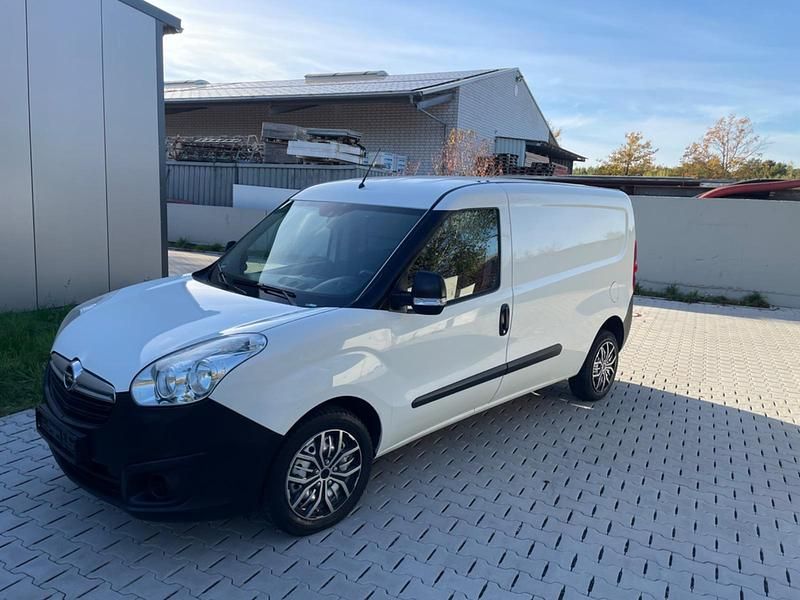 Second-hand Opel Combo 95 CP (69 kW) 2018 Alb Monovolum