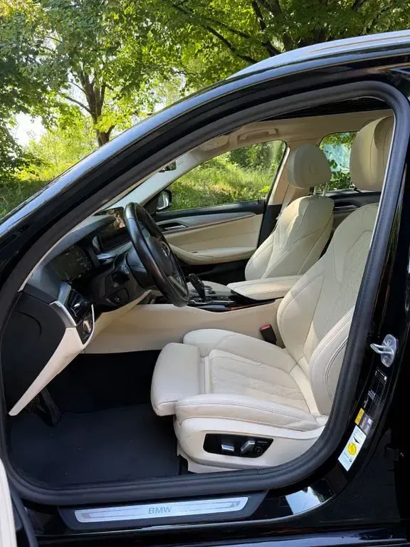 Gebraucht BMW 530e 292 PS (214 kW) 2020 Schwarz Kombi