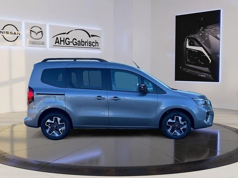 Neu Nissan Townstar Tekna 131 PS (96 kW) 2025 Grau Limousine