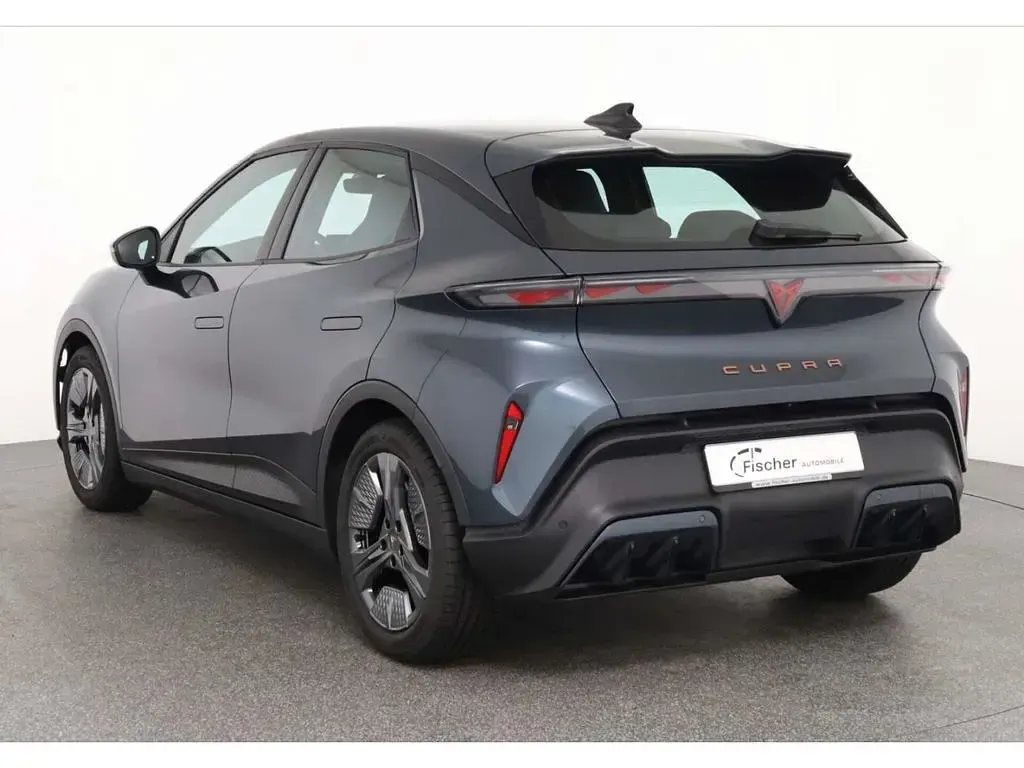 Neu Cupra Raval Endurance 155 kW (211 PS) 2026 Grau Limousine