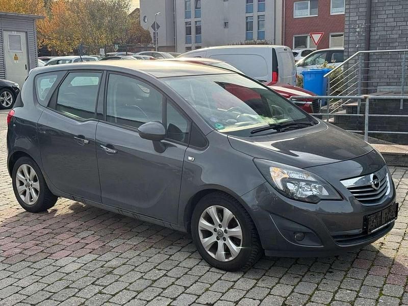 Grau Gebraucht 2012 Opel Meriva Innovation Van / Kleinbus | 2.990 € (Superpreis) - Bild 1/2
