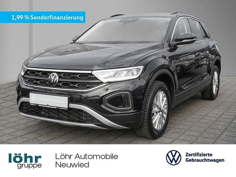 Deep black perleffekt Gebraucht 2024 VW T-Roc Life SUV | 21.980 € (Guter Preis) - Bild 1/3