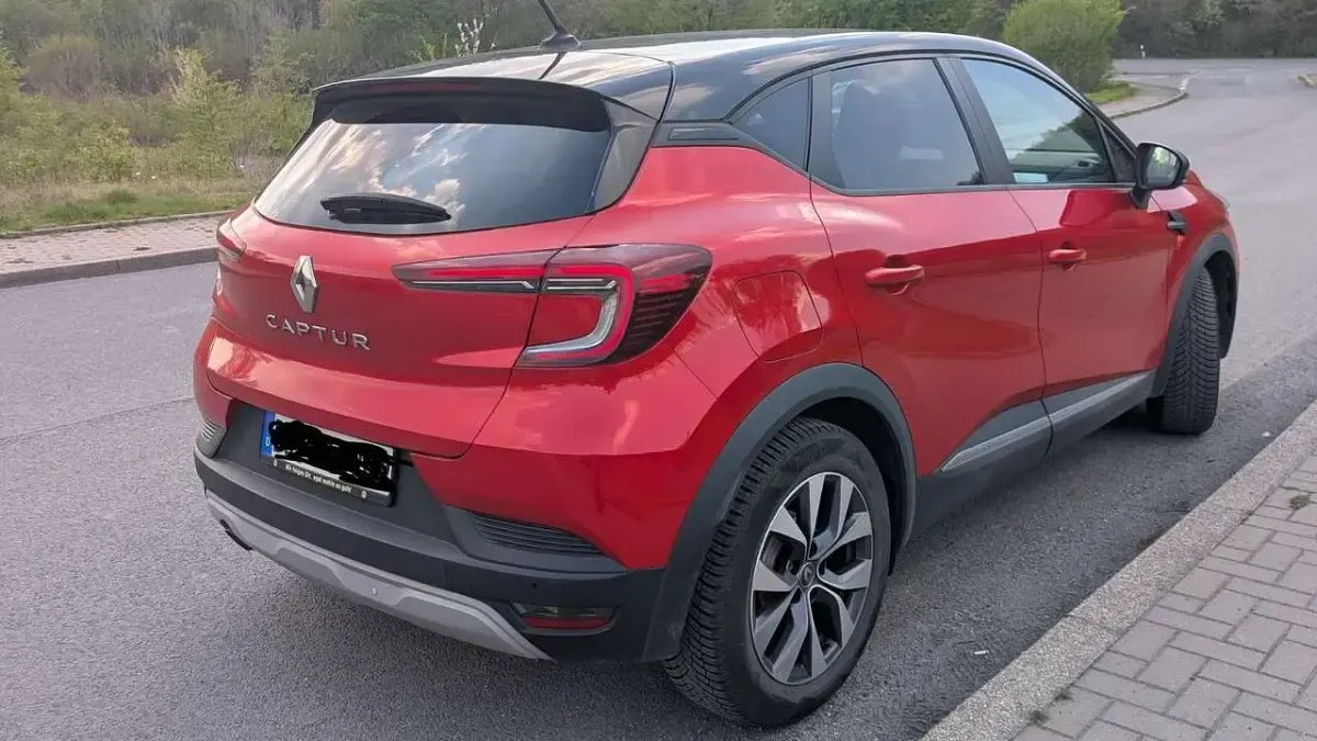 Gebraucht Renault Captur Experience 131 PS (96 kW) 2020 Rot SUV