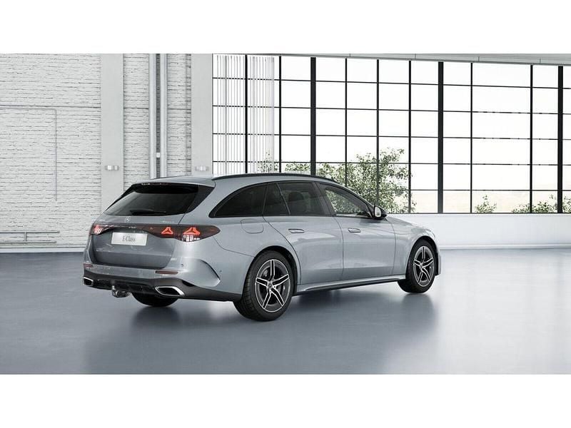 Gebraucht Mercedes E300 AMG 197 PS (144 kW) 2024 Silber Limousine