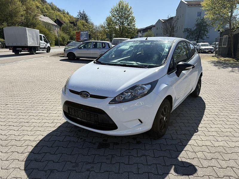 Gebraucht Ford Fiesta 60 PS (44 kW) 2009 Weiß Limousine