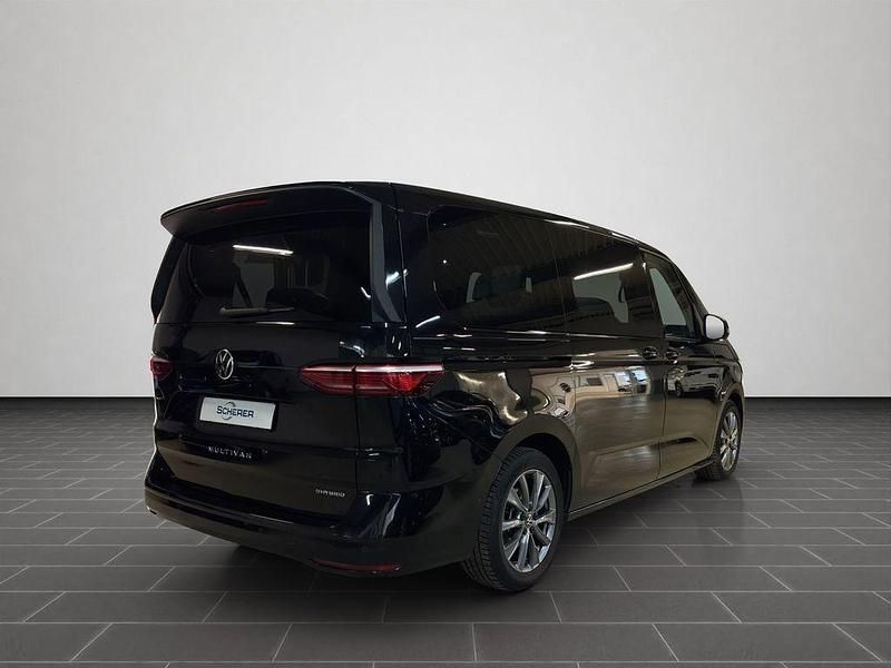 Gebraucht VW Multivan Energetic 150 PS (110 kW) 2022 Deep black perleffekt (metallic) Van
