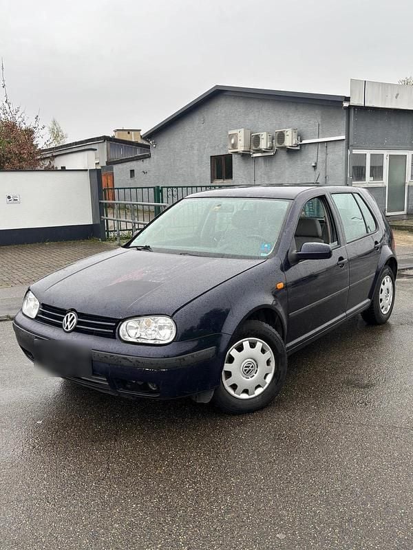 Gebraucht VW Golf IV 101 PS (74 kW) 2004 Blau Limousine