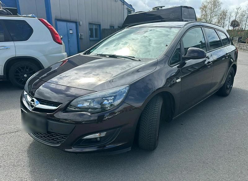 Gebraucht Opel Astra 120 PS (88 kW) 2015 Braun Kombi