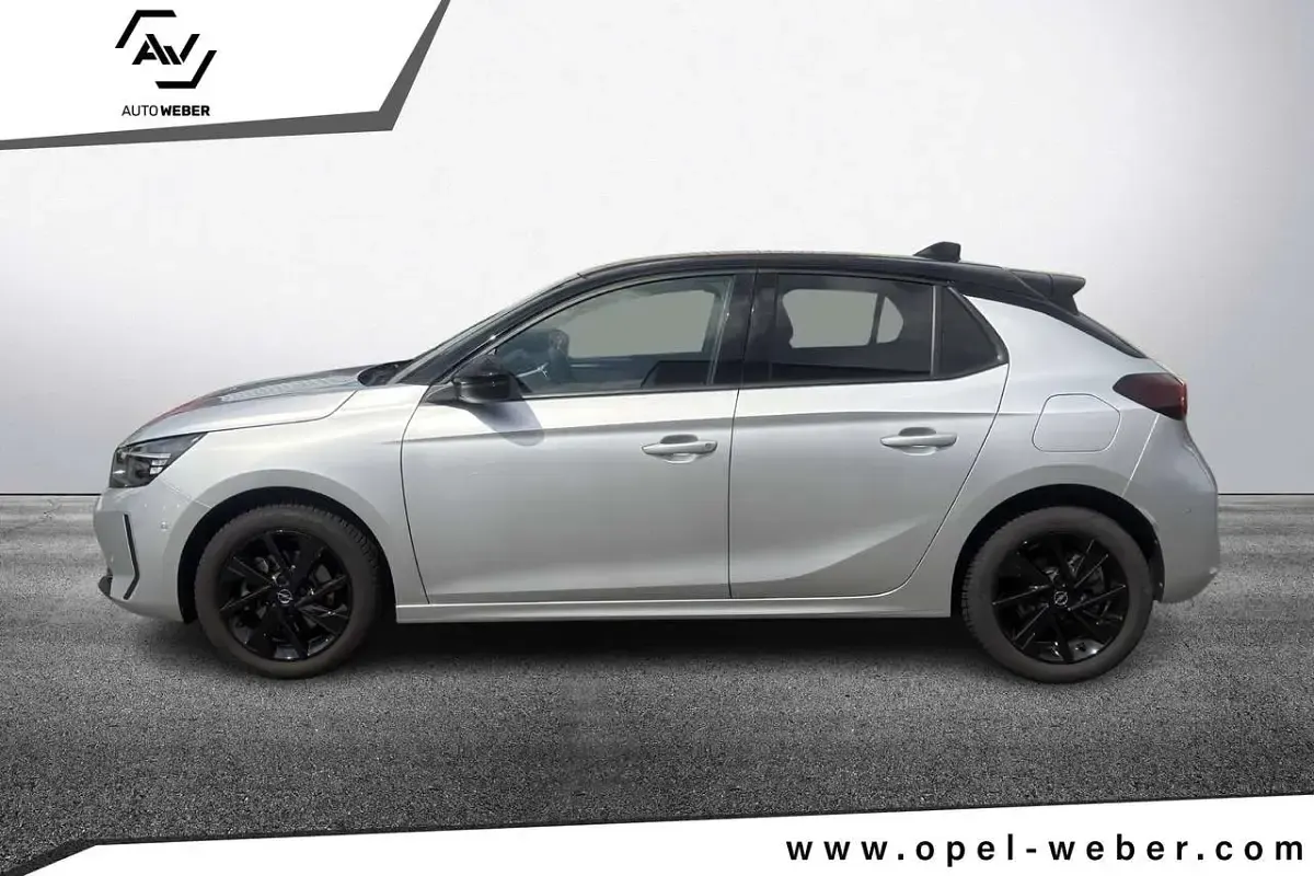 Gebraucht Opel Corsa 101 PS (74 kW) 2023 Kristall silber Kleinwagen