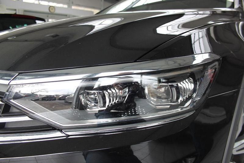 Gebraucht VW Passat Alltrack 200 PS (147 kW) 2023 Schwarz Kombi