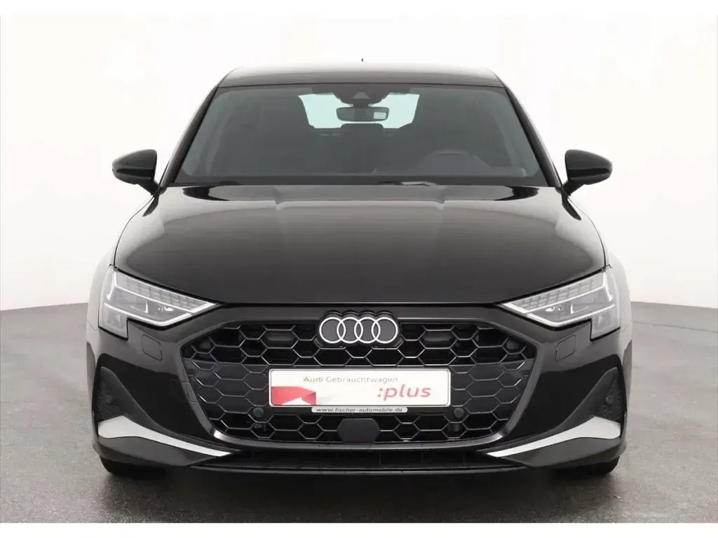 Gebraucht Audi A3 Advanced 204 PS (150 kW) 2025 Schwarz Limousine