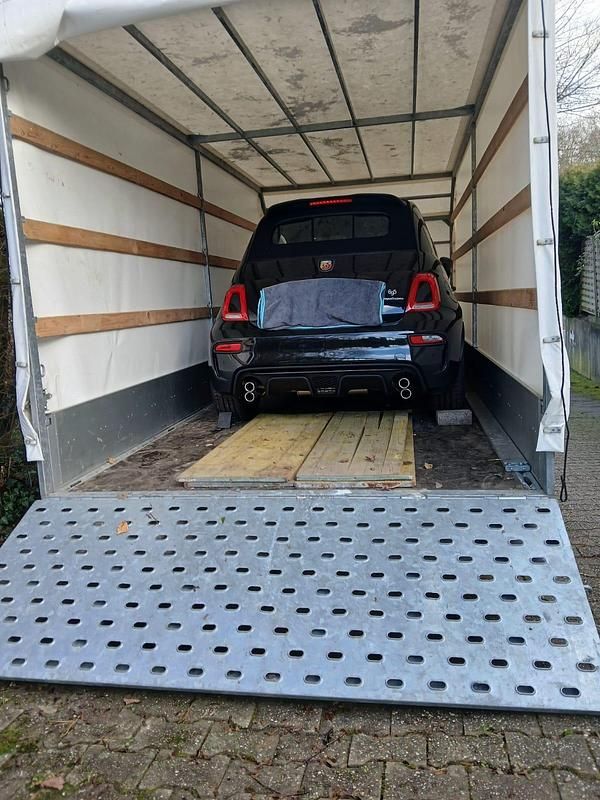 Gebraucht Abarth 695C 180 PS (132 kW) 2024 Schwarz Cabrio