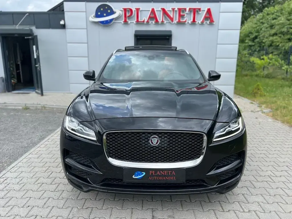 Gebraucht Jaguar F-Pace Portfolio 241 PS (177 kW) 2020 Schwarz SUV