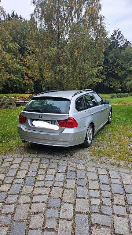 Gebraucht BMW 318 143 PS (105 kW) 2007 Silber Kombi