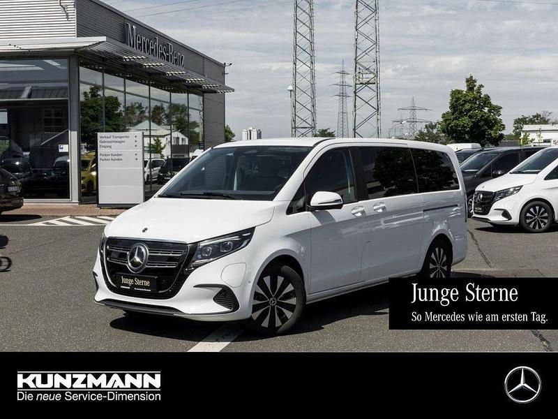 Arktikweiss Gebraucht 2024 Mercedes EQV300 Van / Kleinbus | 50.950 € (Fairer Preis) - Bild 1/4