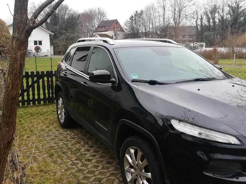 Gebraucht Jeep Cherokee 170 PS (125 kW) 2015 Schwarz SUV