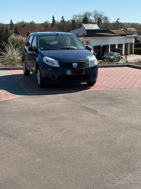 Second-hand Dacia Sandero 75 CP (55 kW) 2009 Albastru Berlinǎ