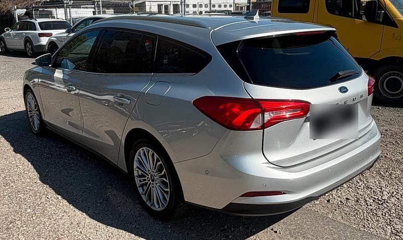 Gebraucht Ford Focus 150 PS (110 kW) 2020 Silber Kombi