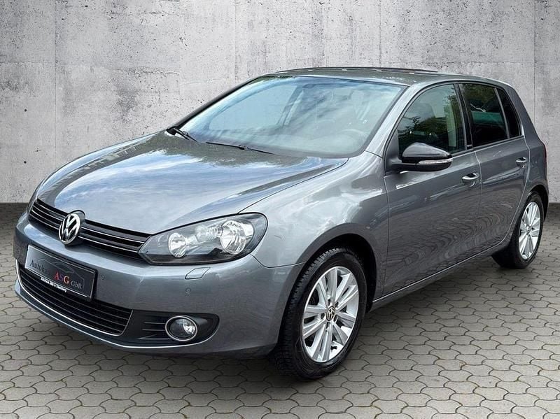 Grau Gebraucht 2012 VW Golf VI Style Limousine | 8.990 € (Teuer) - Bild 1/4